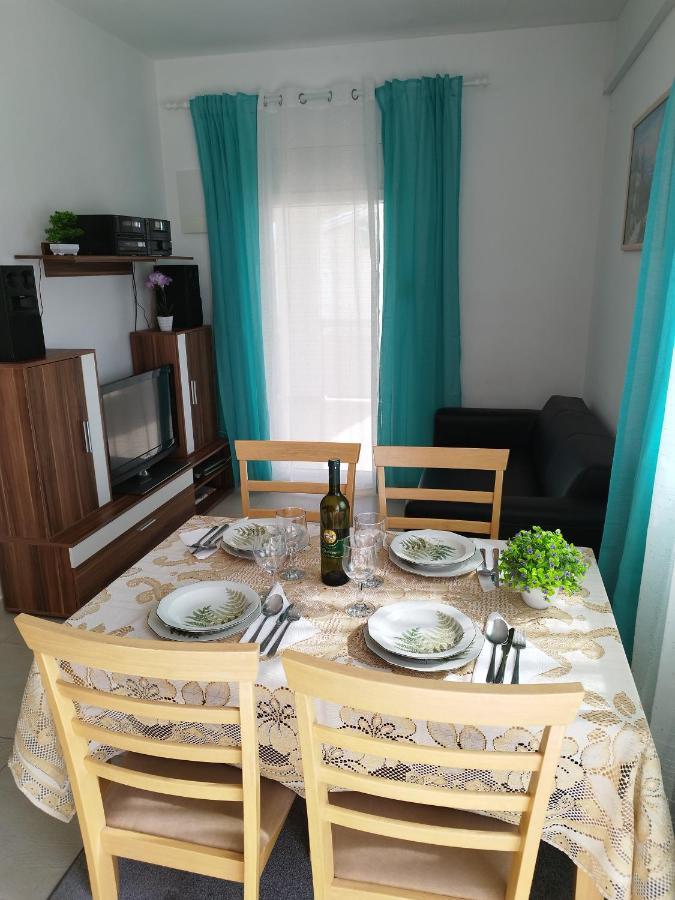 Apartmani Vjeko Vir Eksteriør bilde